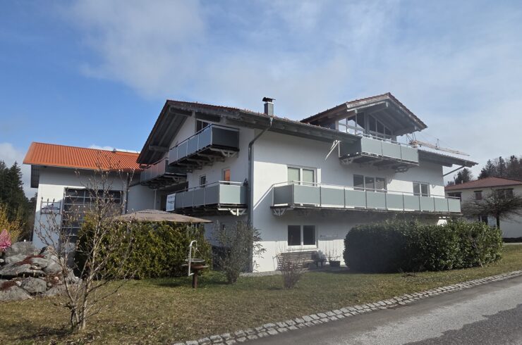 Bad Heilbrunn: Sehr schöne Büros/Praxis (EG+1.OG) mit sehr gute Ausstattung